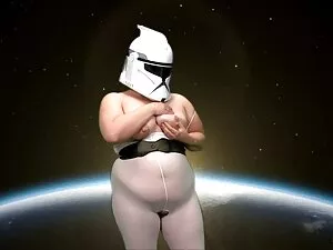 مرهف الكلبة يحصل حتى ...