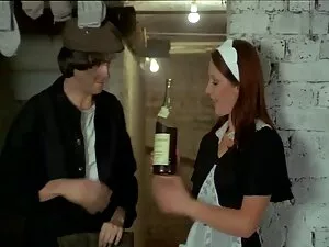 رجل لعق زملاء العمل  ...