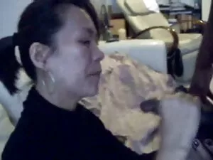 اثنين من مواقع اباحي ...