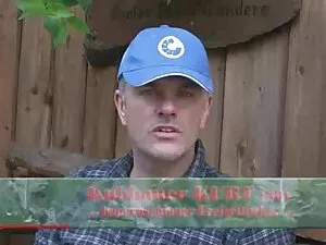 أبيض يرتدي نظارة طبي ...