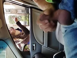 لطيف ومثير المرأة مم ...