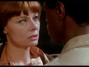 أحمر الشعر وقحة خلع  ...