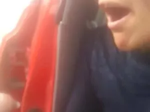 نحيل في سن المراهقة  ...