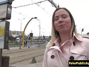 فتاة تمتص شخص صياح ا ...