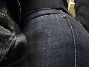 ممزق البظر و كس إلى  ...